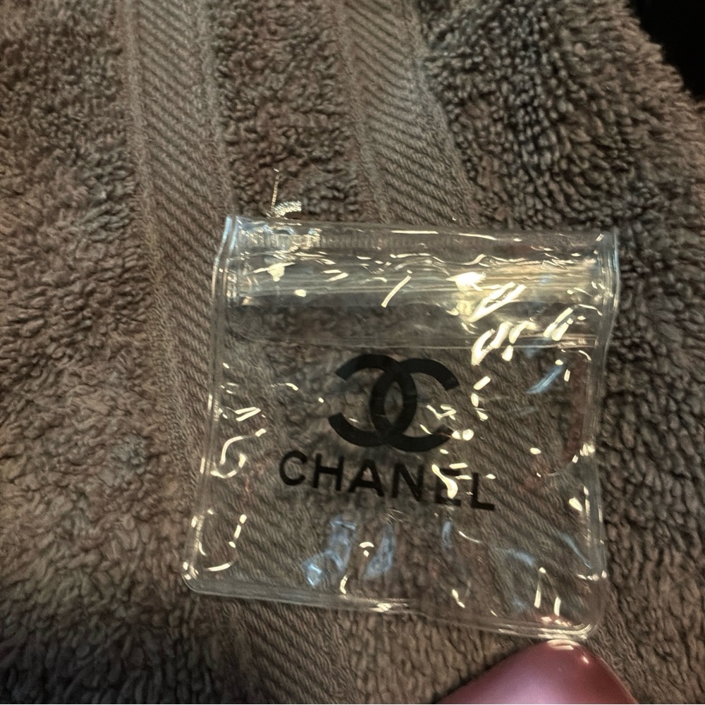 CHANEL DIAMOND STUDS NWOT - Picture 2 of 5